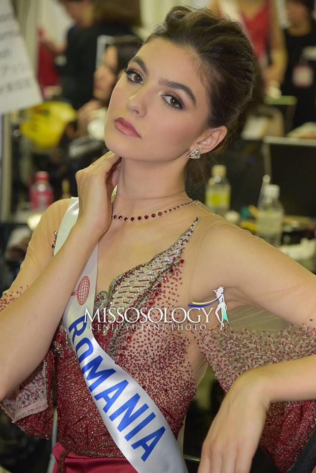 GALERIE FOTO/ O arădeancă de 19 ani a obținut locul 4 la Miss Internaţional, în Japonia. Bianca Tirsin a reușit performanța să se claseze în top 5 doi ani consecutiv