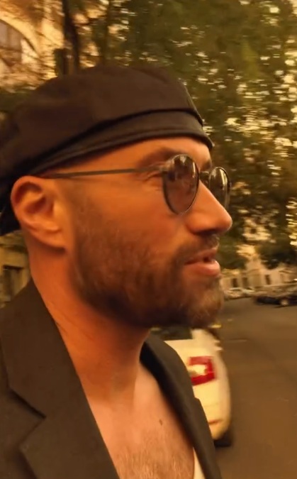 Mihai Bendeac s-a filmat beat pe străzile din București: „Aș fi vrut să mă duc acasă”