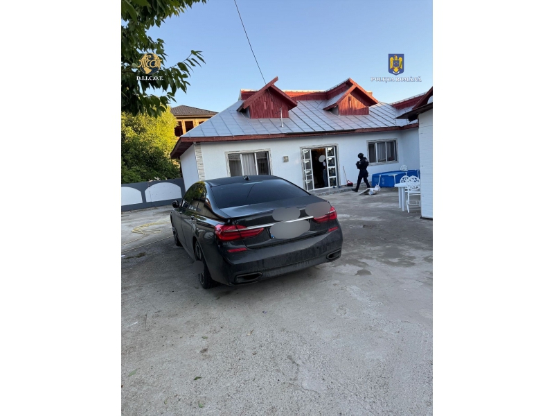 Rețea de cămătari destructurată de DIICOT: împrumuturi cu dobândă 100% și amenințări