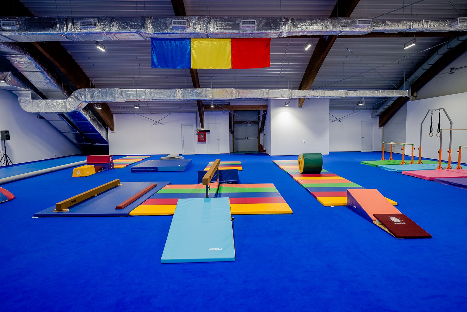 A fost inaugurată sala de iniţiere în gimnastică şi educaţie fizică GymNadia