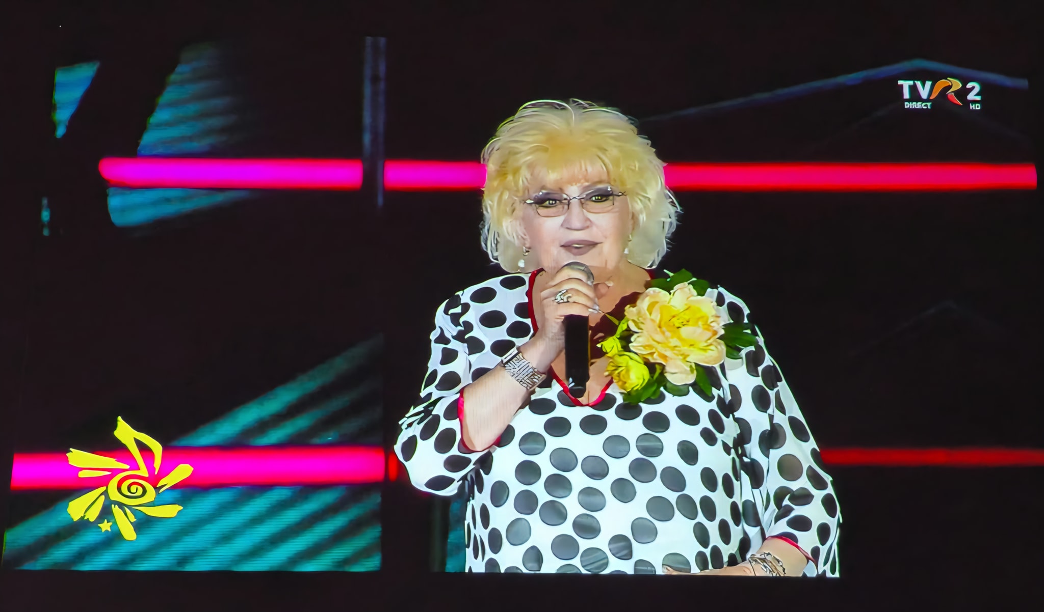 Cum au apărut vedetele la Festivalul Mamaia 2025. Marina Voica a purtat tocuri la 88 de ani, iar Dida Drăgan a repetat în șosete