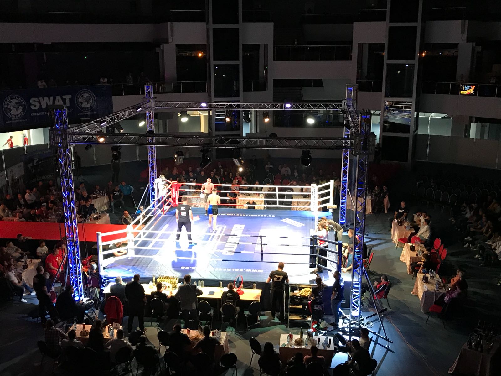 Meciuri spectaculoase la Golden Fighter Craiova. Centura intercontinentală WKU a fost câștigată de Adrian Mitu FOTO&VIDEO