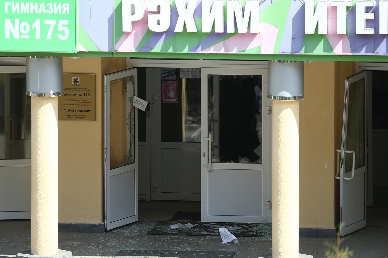 Atac armat la o școală din Rusia: mai mulți elevi au fost uciși. Reacția lui Vladimir Putin