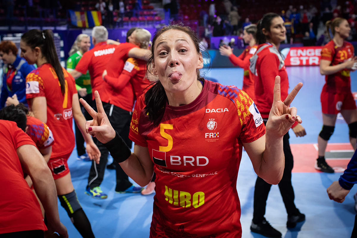 Succes, egal sau pierdem cu Ungaria la maximum două goluri = semifinale! Victorie: România - Spania, 27-25 la Euro 2018 de handbal feminin | GALERIE FOTO&VIDEO
