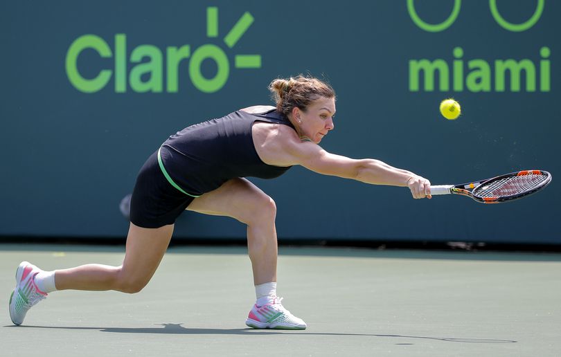 Cătălin Botezatu a comentat ținuta Simonei Halep de la Roland Garros. "Suntem obișnuiți ca tenismenele să poarte fuste scurte, însă la Halep..." | FOTO