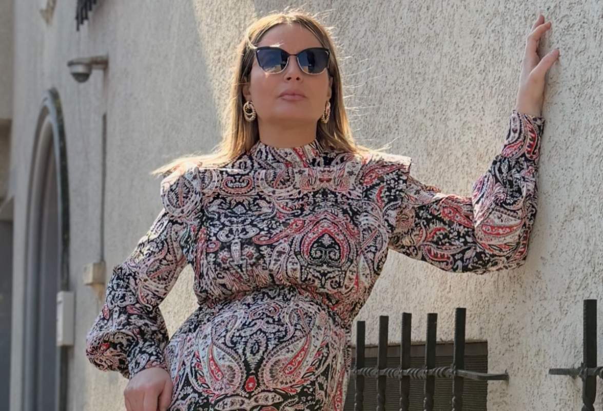 Noi imagini cu Laura Cosoi însărcinată în luna a șaptea. Cum a apărut vedeta pe stradă. „Trăiesc cea mai bogată viață într-o rochie second-hand”