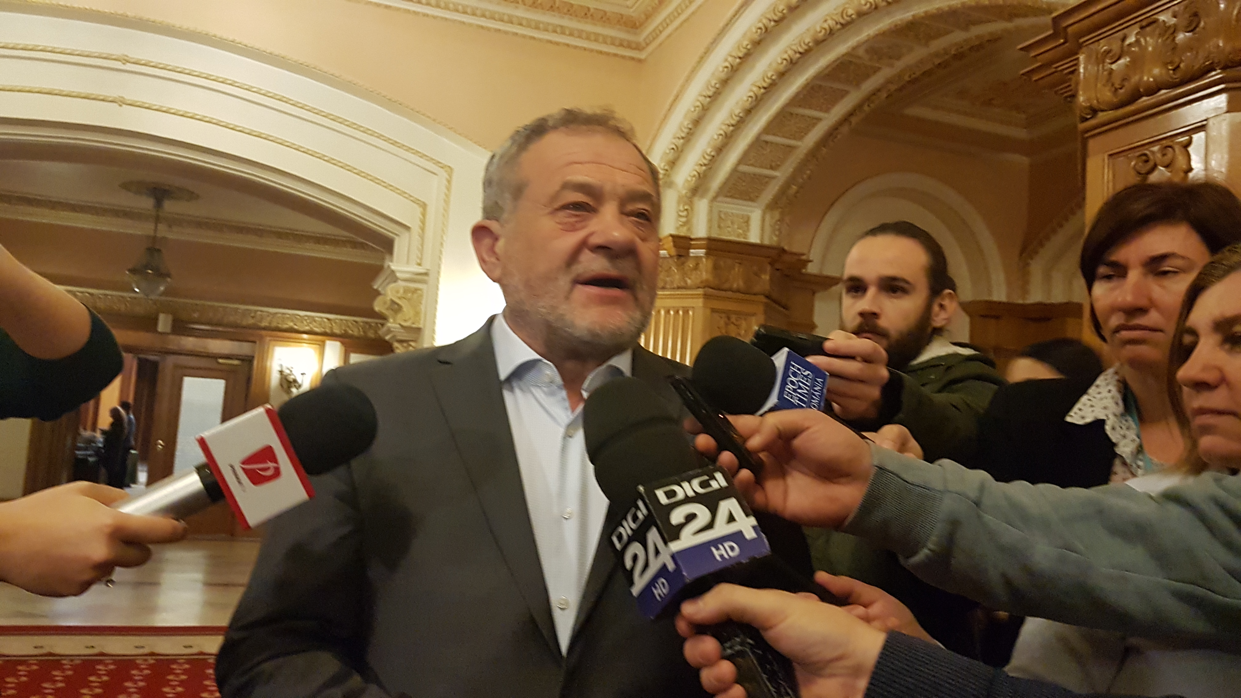 VIDEO/ FOTO Puciştii din PSD, la judecata partidului: "Noi nu avem niciun fel de armată în spate, nu vrem să preluăm conducerea statului"