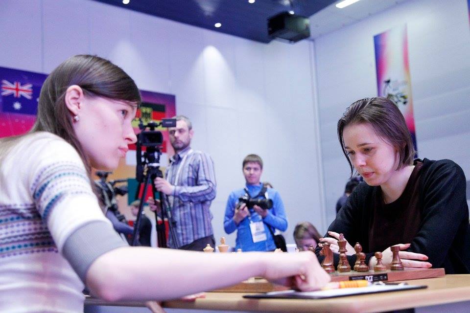 Maria Muziciuk - Natalia Pogonina 1,5 -0,5, în finala Campionatului Mondial de la Soci