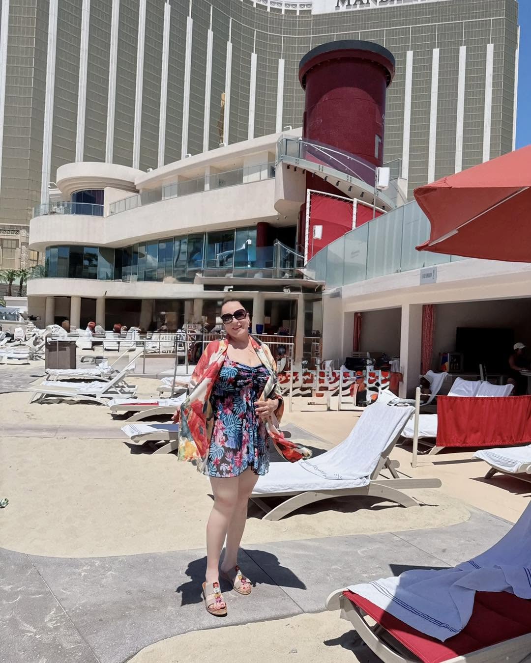 Cum a apărut Maria Dragomiroiu în costum de baie, la plajă, în Las Vegas. Mulți n-ar spune că are 70 de ani