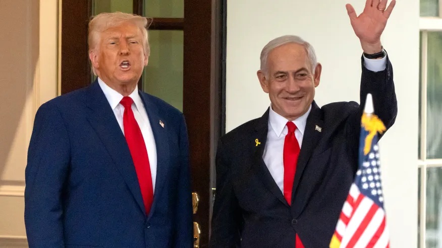 President Donald Trump, left, speaks as Israel’s Prime Minister Benjamin Netanyahu waves up leaving the West Wing of the White House, Monday, April 7, 2025, in Washington. (AP Photo/Mark Schiefelbein)