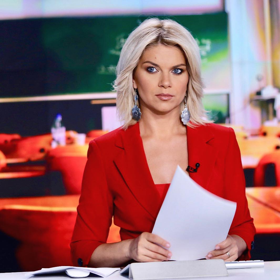 Andreea Marinescu este o gospodină desăvârșită când nu e la TV: „Poate anul acesta îi conving pe băieți să guste friptura de miel”