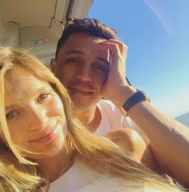 FOTO | Un fotbalist de la Manchester United s-a despărțit oficial de iubită: A fost minunat să te întâlnesc