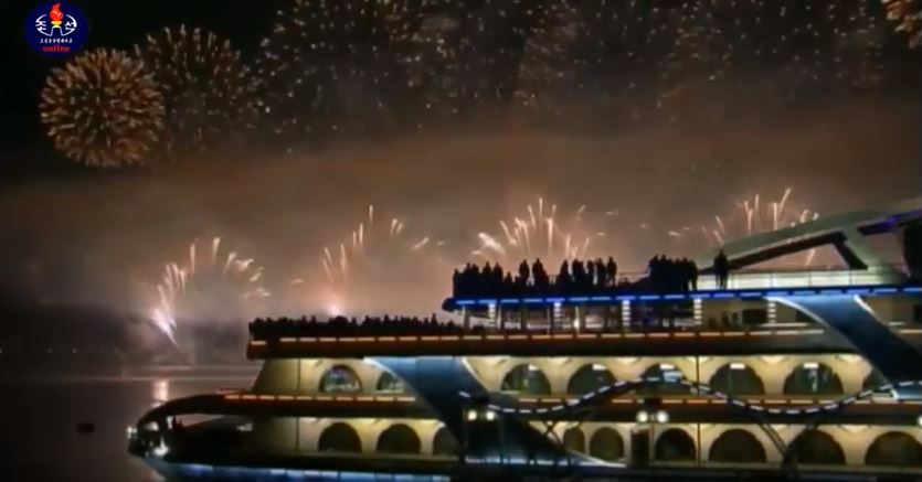 VIDEO, FOTO| Coreea de Nord a intrat în 2018. Foc de artificii spectaculos la Phenian