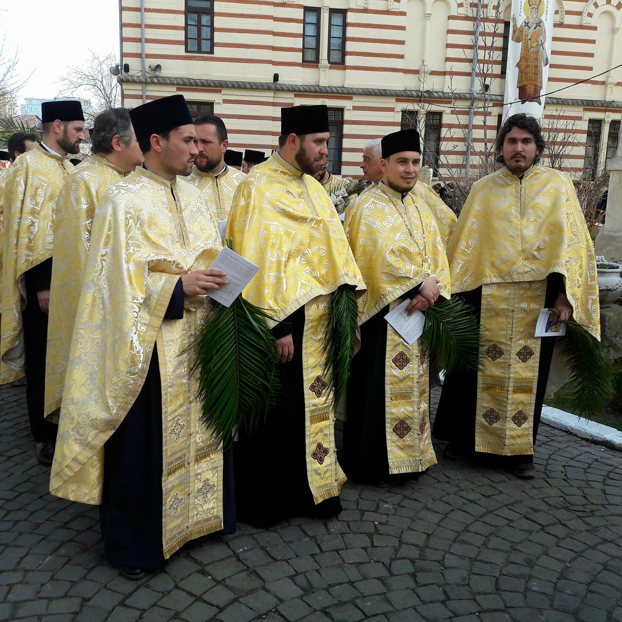 Pelerinaje de Florii organizate în mai multe orașe din țară, inclusiv în București (FOTO & VIDEO)