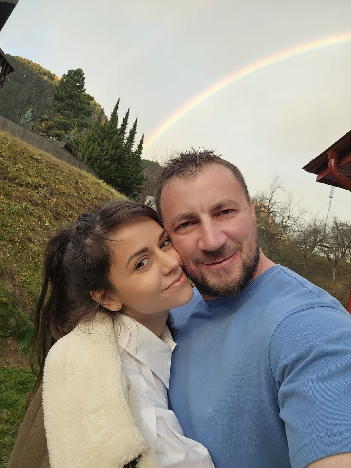 Anunțul făcut de Georgiana, soția lui Marian Godină, după ce acesta a plecat la „Survivor România”. „Încerc să par puternică”