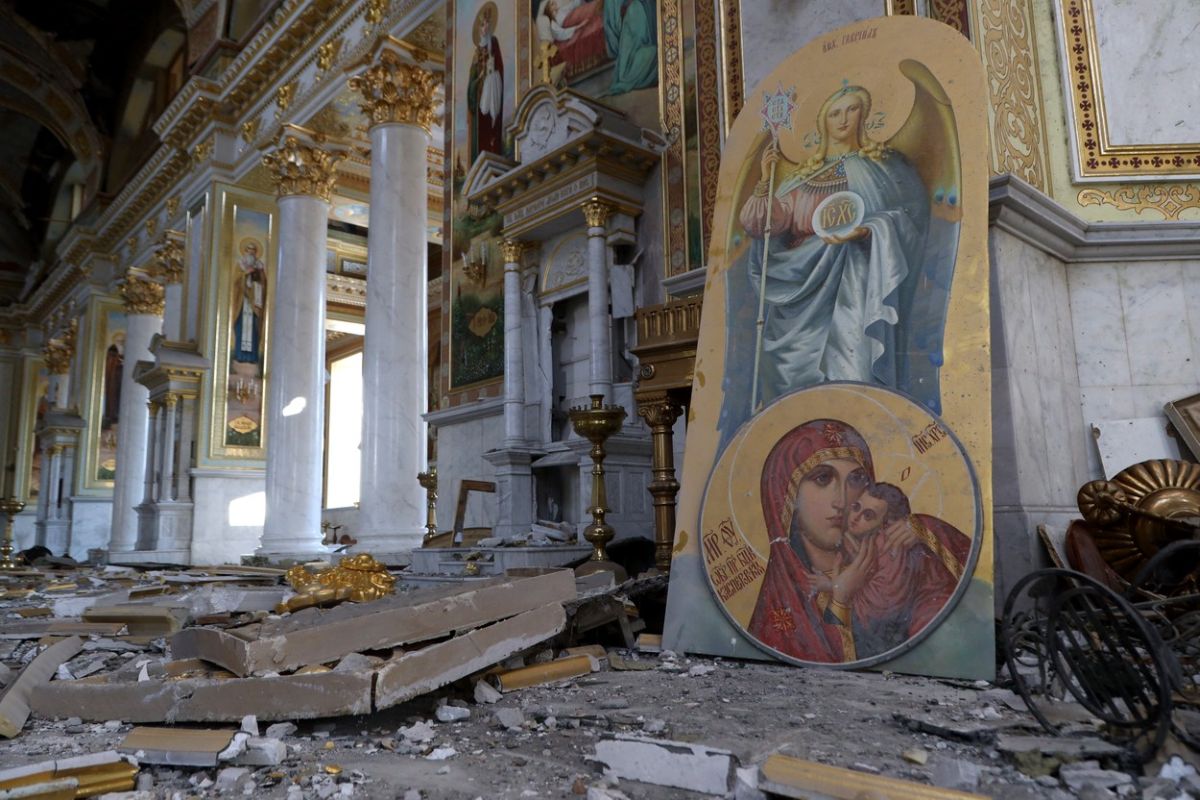 Catedrala ortodoxă din Odesa, aflată în patrimoniul UNESCO, lovită de o rachetă. Kievul și Moscova se acuză reciproc de atac