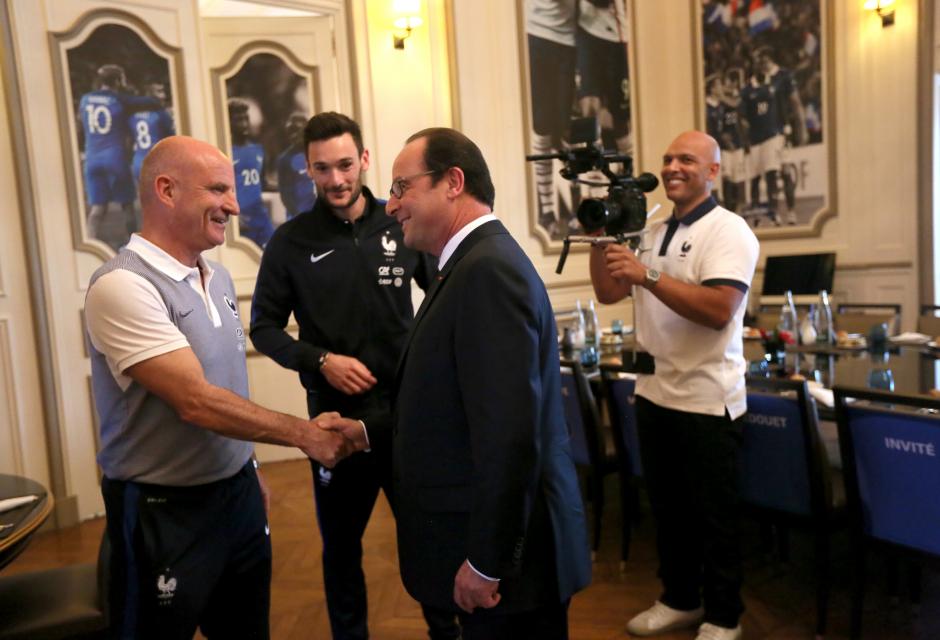 Euro 2016. Francezii au fost încurajați de președintele François Hollande, care i-a vizitat pe les Blues la Clairfontaine  GALERIE FOTO