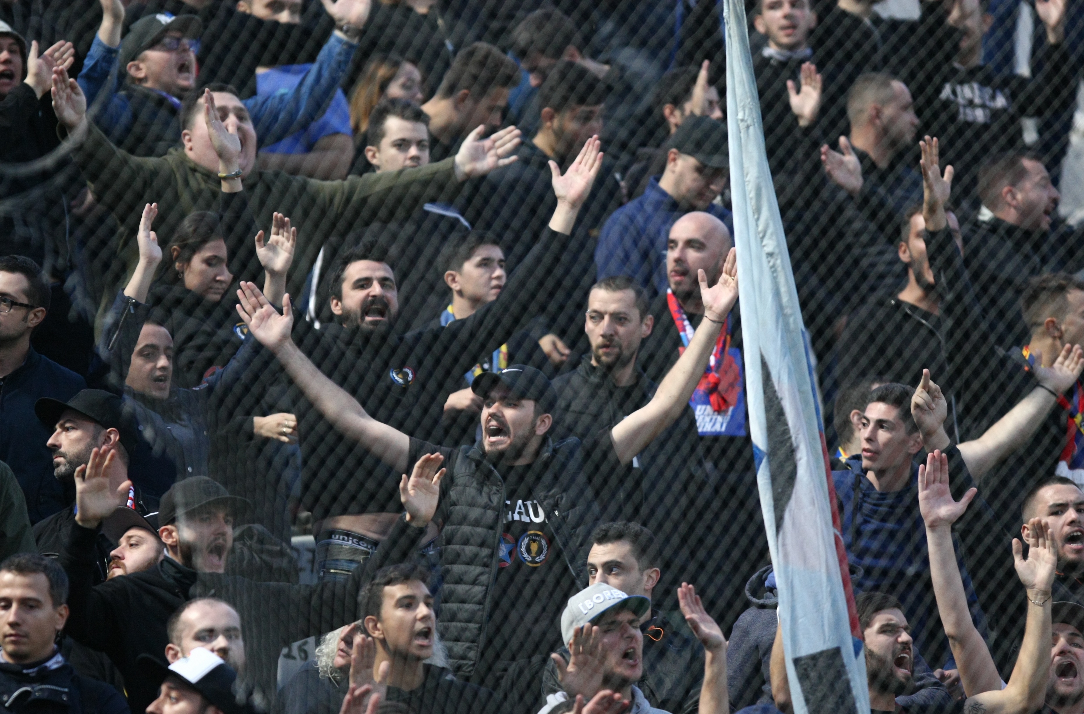 Academia Rapid - CSA Steaua 1-1, în Liga a 4-a. A fost spectacol total în tribune | GALERIE FOTO
