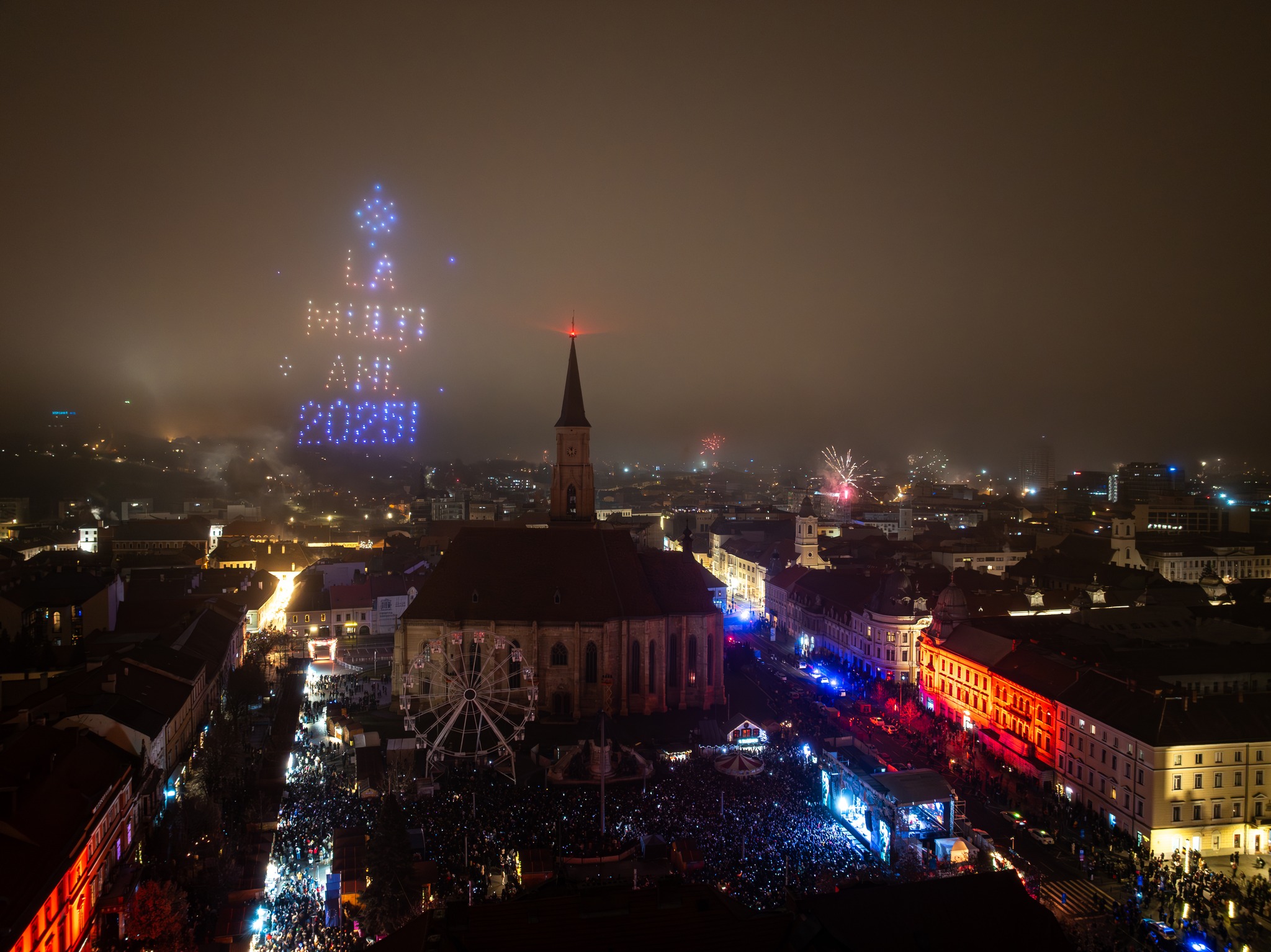 Cum a arătat spectacolul cu drone de la Cluj din noaptea dintre ani