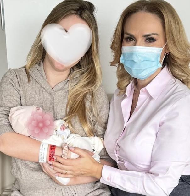 Gabriela Firea a devenit bunică! Primele imagini cu bebelușul și ce nume va purta: „Sigur veți fi iubitori și grijulii”