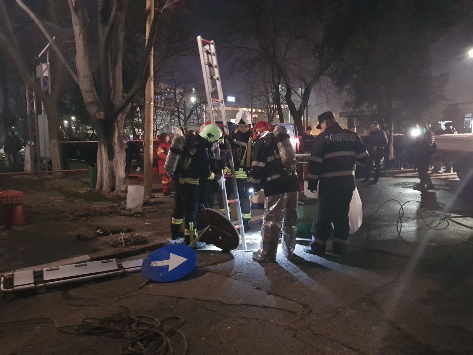 Angajatul RADET, rănit aseară în timp ce lucra la o avarie, a murit la spital. Colegul său a decedat pe loc