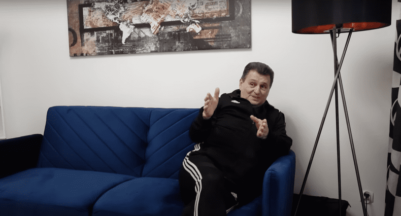 Imagini cu casa în care locuiește Nea Marin. Are o vilă impresionantă în Capitală și valorează peste 200.000 de euro