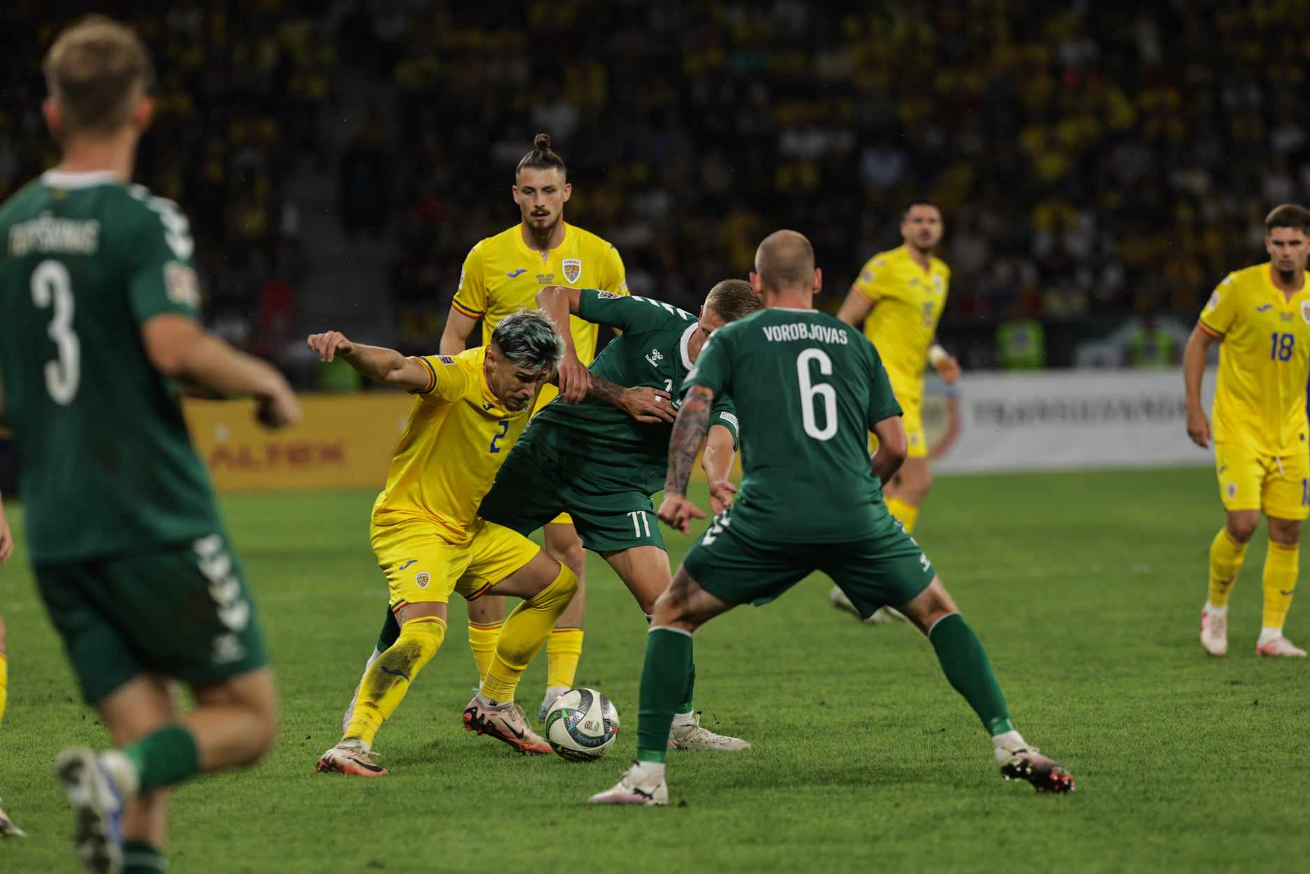 România - Lituania 3-1, în Liga Națiunilor. Schimbările lui Mircea Lucescu au adus victoria. VAR ne-a salvat de două ori