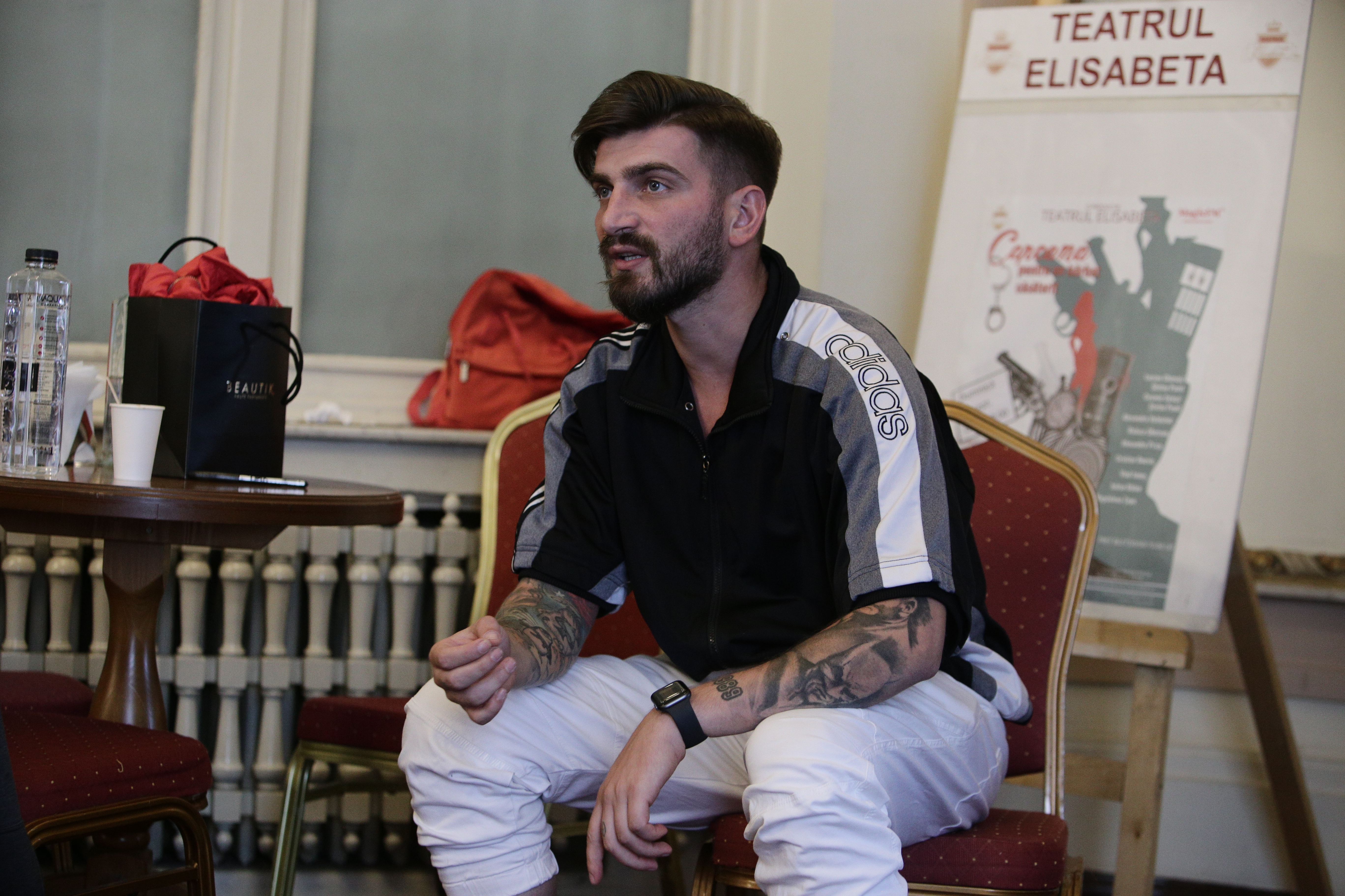 Silviu Mircescu, dezvăluiri despre viața sa: „Eram chel, nu aveam nici barbă”. Actorul nu s-a îndrăgostit niciodată de partenera de scenă