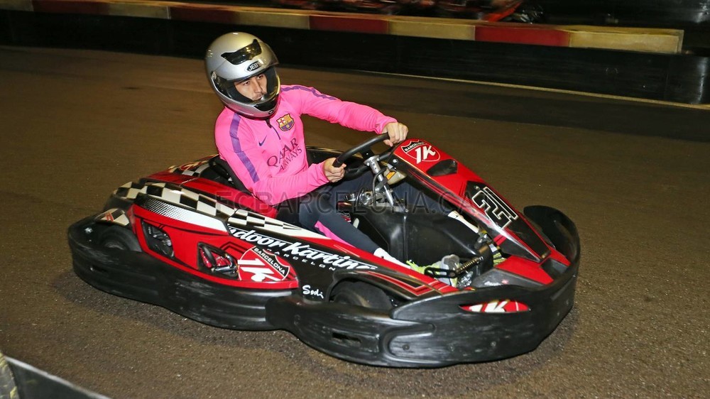FOTO&VIDEO / "Extratereştrii" s-au distrat la karting