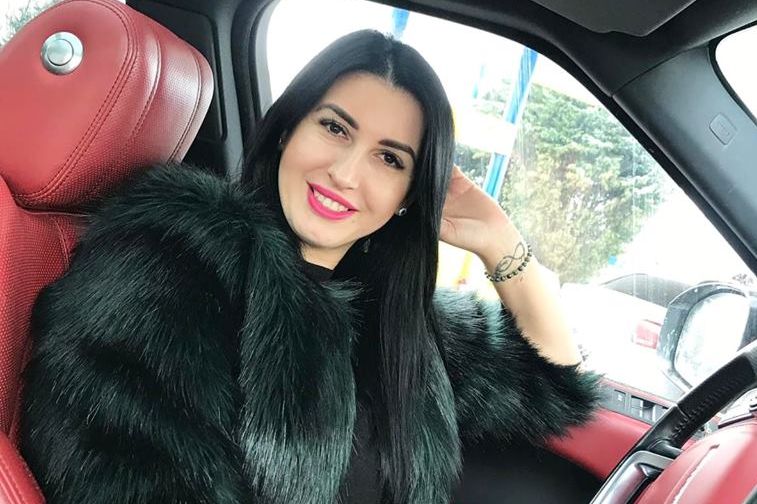 Mirela de la Insula Iubirii, gesturi tandre cu iubitul pe pârtie | FOTO