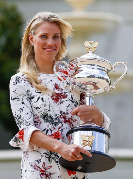 Kerber, eroina Germaniei, s-a aruncat în râu, de bucurie / VIDEO