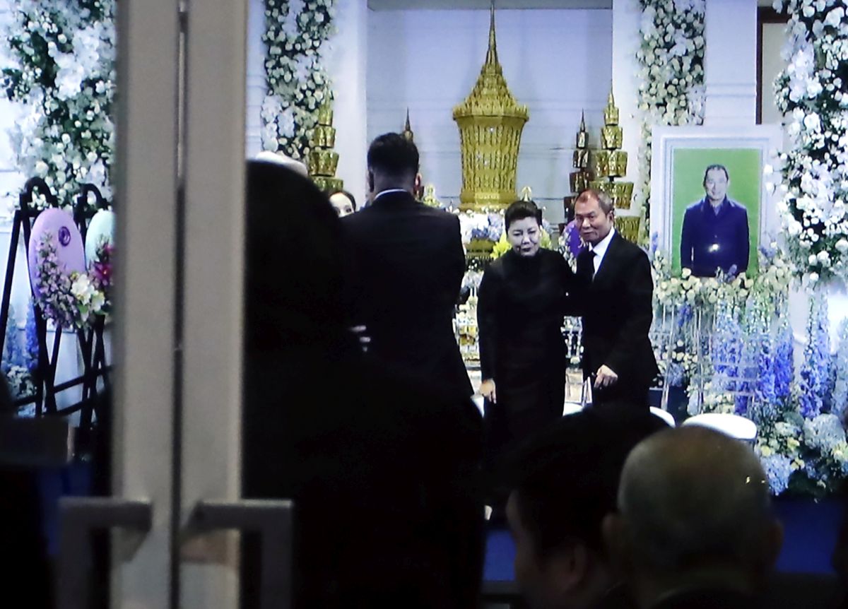 Patronul lui Leicester City este înmormântat în Thailanda cu onoruri regale