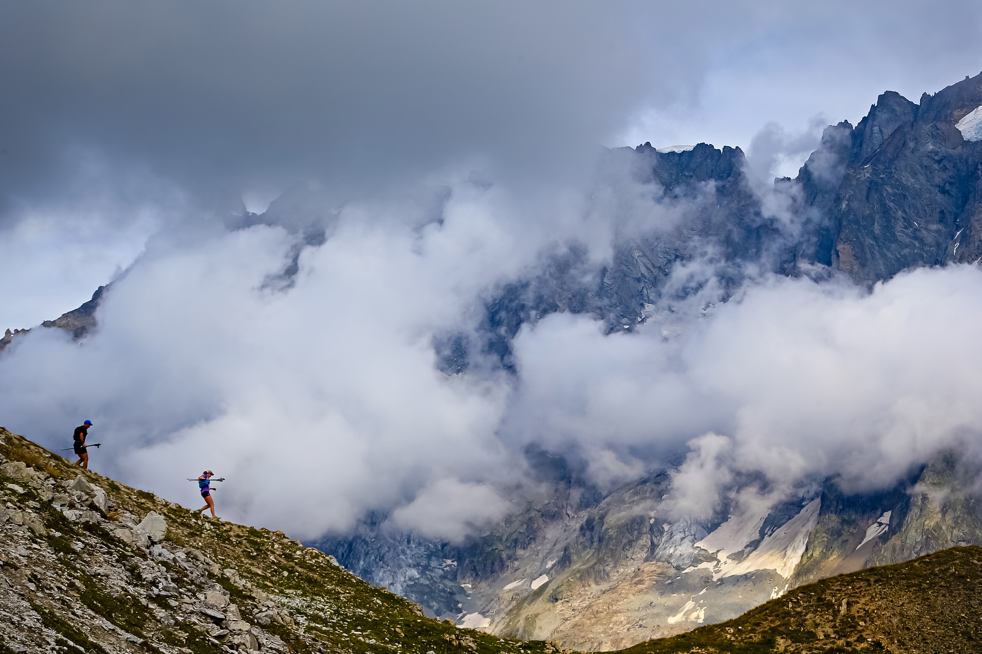 Spectacol în Alpi, la cel mai mare concurs de alergare montană / GALERIE FOTO