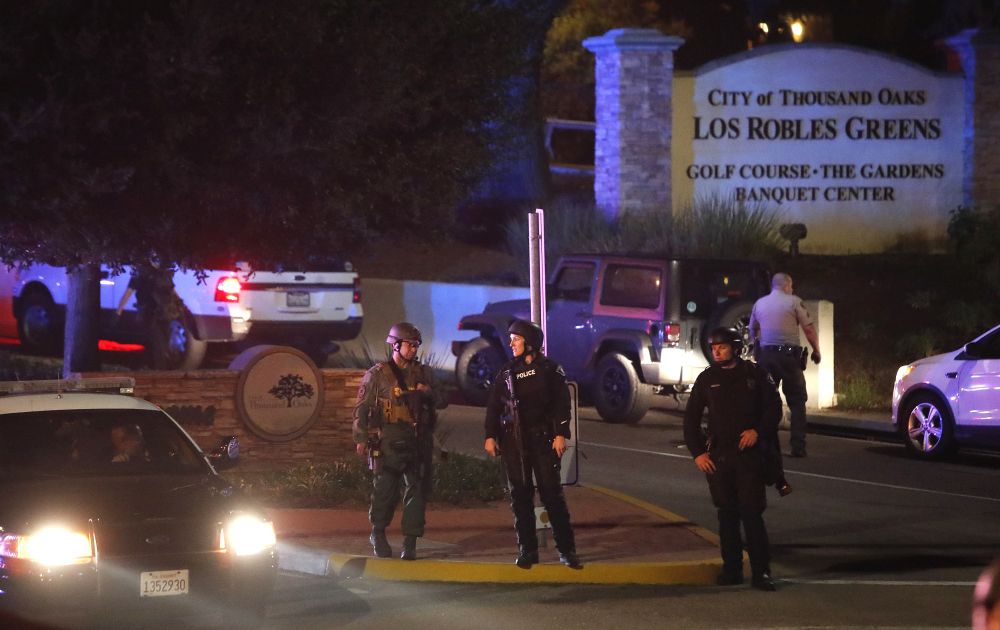 FOTO | Un fost pușcaș marin este autorul atacului armat din California, soldat cu 12 morți