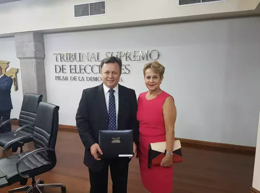 Cum arată și cu ce se ocupă mama lui Dragoș Dolănescu. Margarita Valenciano a împlinit 71 de ani și face primele declarații despre regretatul Ion Dolănescu