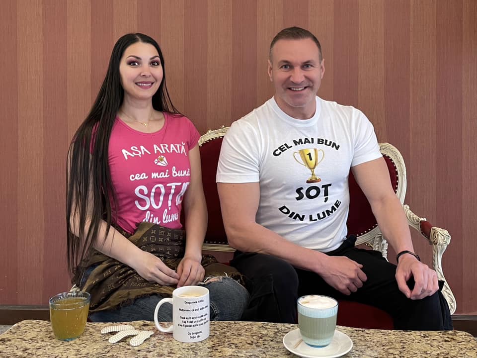Alin Oprea susține că a fost căutat obsesiv de fosta soție. Medana a răbufnit la adresa Larisei Uță: „A rămas agățată de soțul meu după atâția ani”