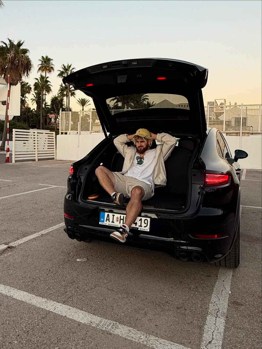 Ce a primit un șofer turc de ride sharing de la un youtuber după ce România a învins Austria: „Ne-am dus direct la el acasă”
