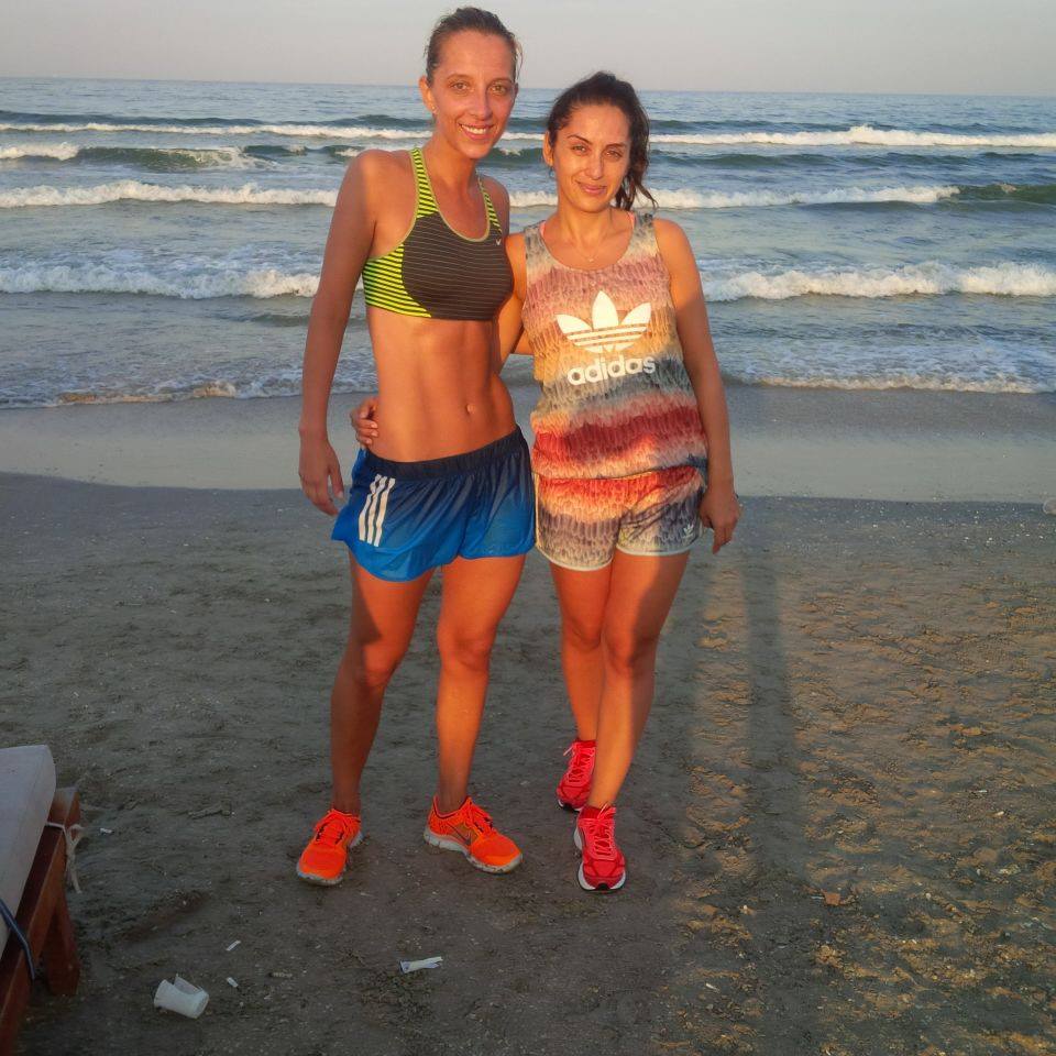Eliza Samara a fost timidă, dar s-a tratat și a ajuns mare sportivă. Terapie cu medalii! ^Antrenorii săi vorbesc despre lungul drum al ”reginei” de la tenis de masă de la tulburările de vorbire din copilărie și emoțiile nestăvilite la titlul continental
