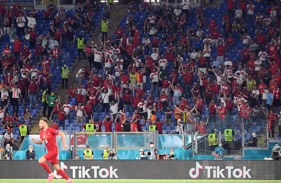 Fiesta la Roma după ce Italia s-a impus cu 3-0 în fața Turciei, în primul meci de la Euro 2020