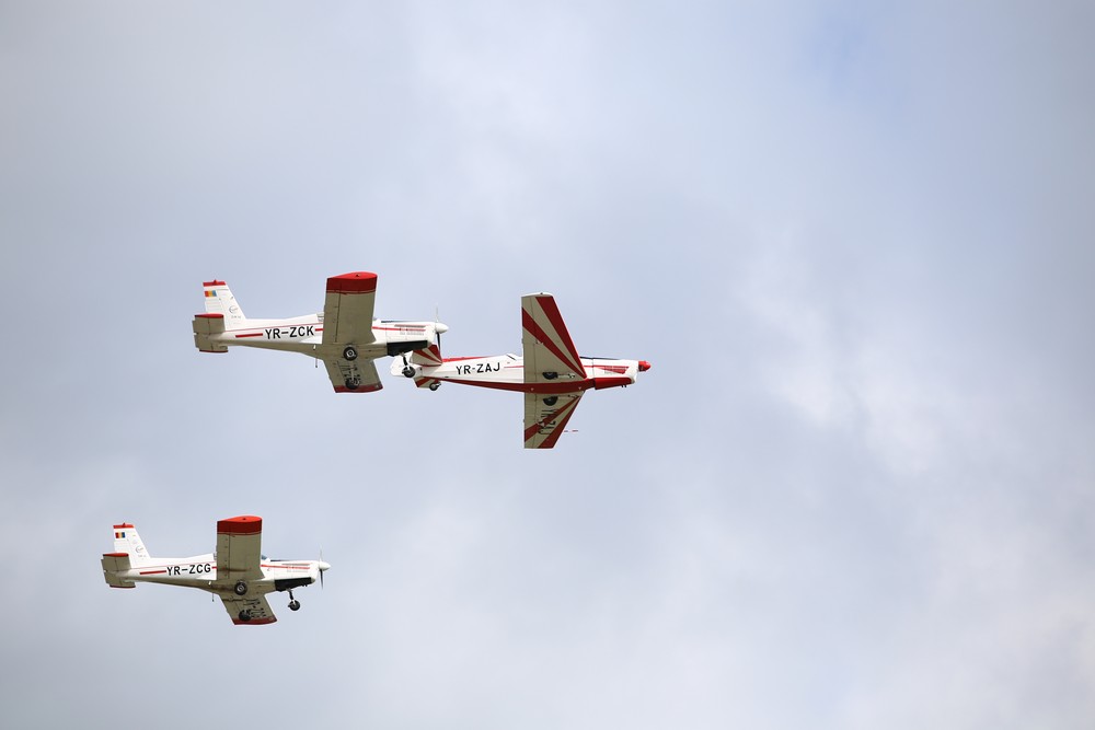 UPDATE. Programul BIAS 2018. Ce se întâmplă la show-ul aviatic cu 150 de aeronave şi peste 100 de piloţi şi paraşutişti din 13 ţări / FOTO&VIDEO