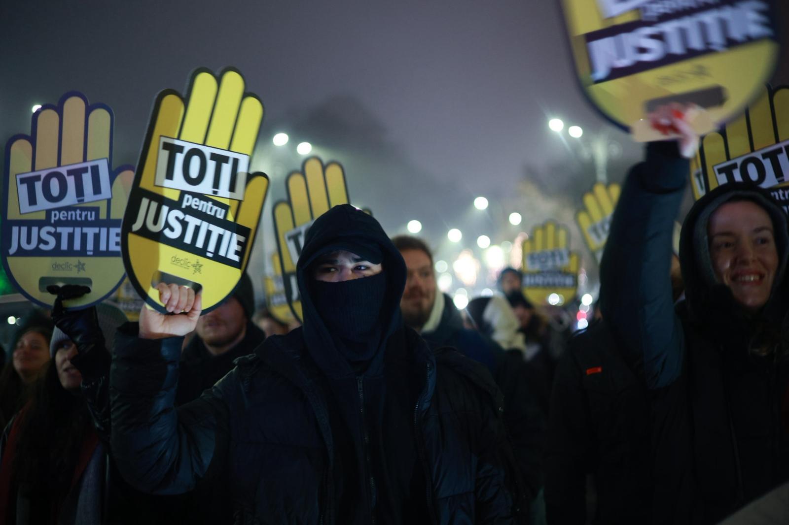 LIVE TEXT. Protest-coregrafie în Piața Victoriei. Manifestanții au spus ce schimbări își doresc să vadă în România