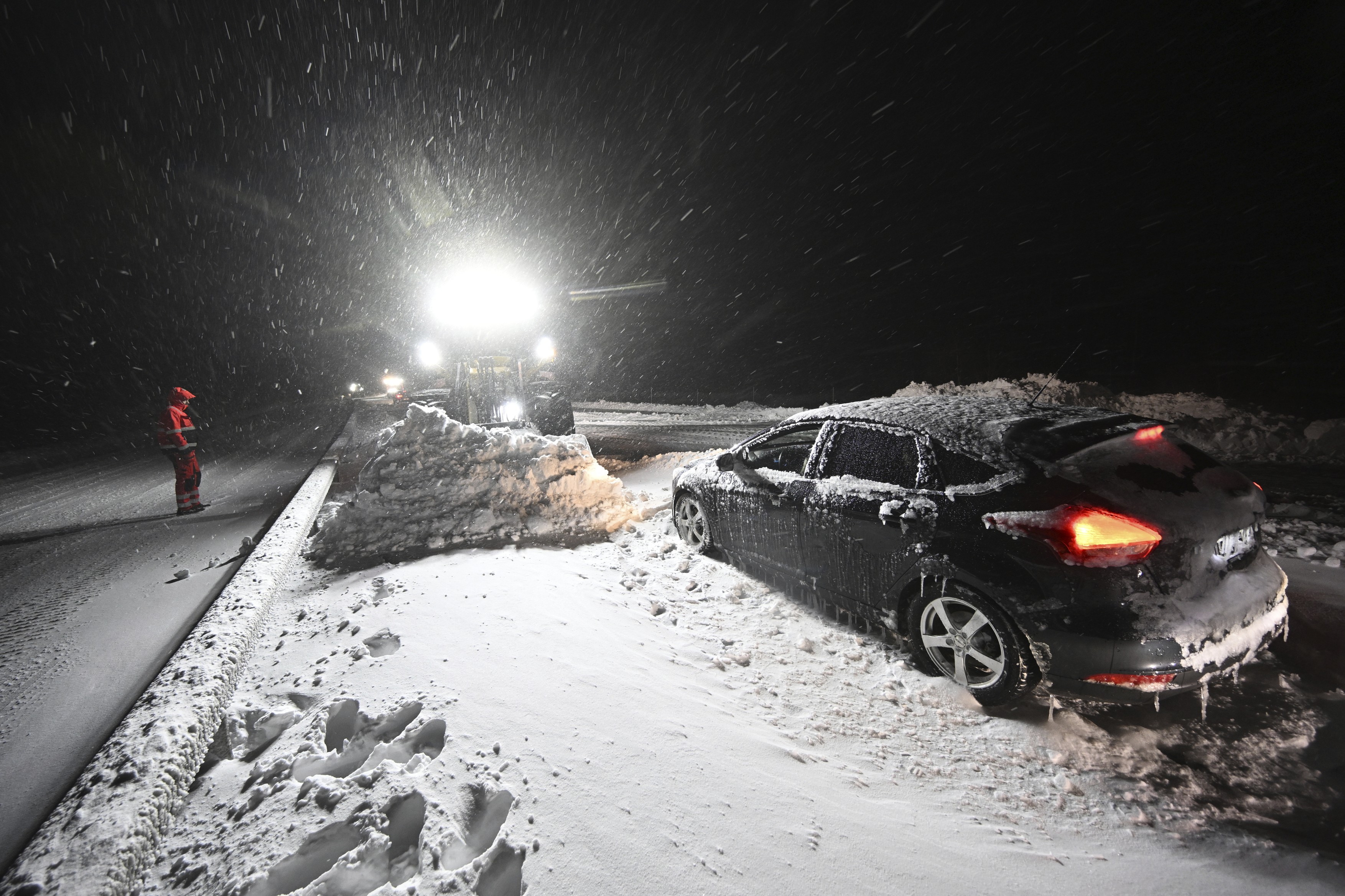 Val de frig extrem în nordul Europei: temperaturi de minus 40 de grade Celsius. Ravagii în vestul continentului în urma unor furtuni