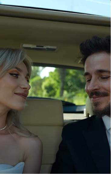 Andrei Leonte, primul câștigător „X Factor”, s-a căsătorit cu Laura. Primele imagini de la nunta lor. Rochia de mireasă a fost spectaculoasă
