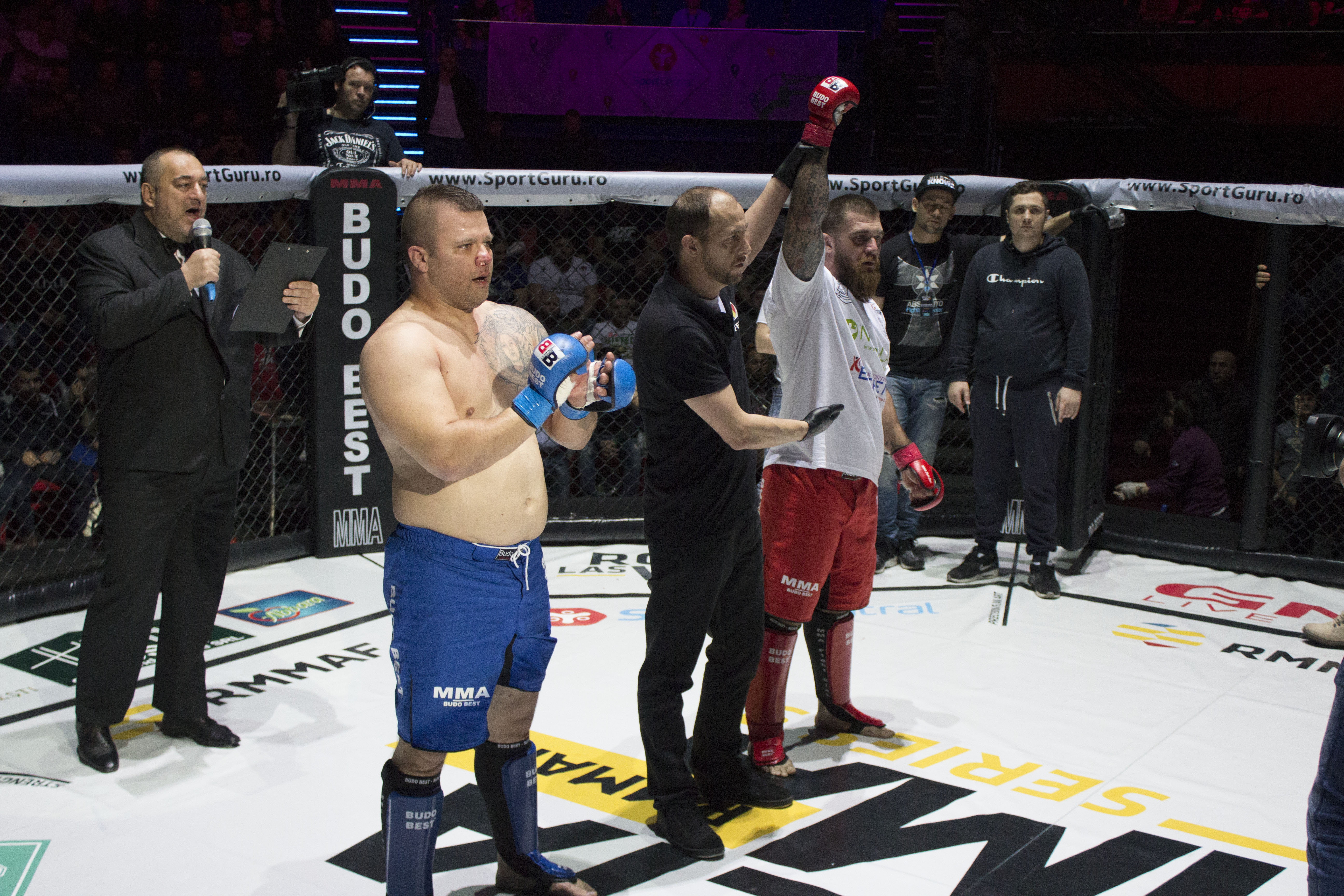 Alex Radnev este primul pensionar Superkombat / GALERIE FOTO