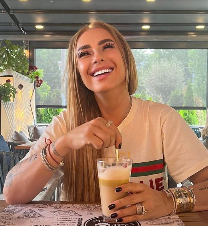 Anamaria Prodan reacționează după ce dosarul în care Laurențiu Reghecampf era acuzat de furt a fost clasat: „Va înapoia copiilor lui”