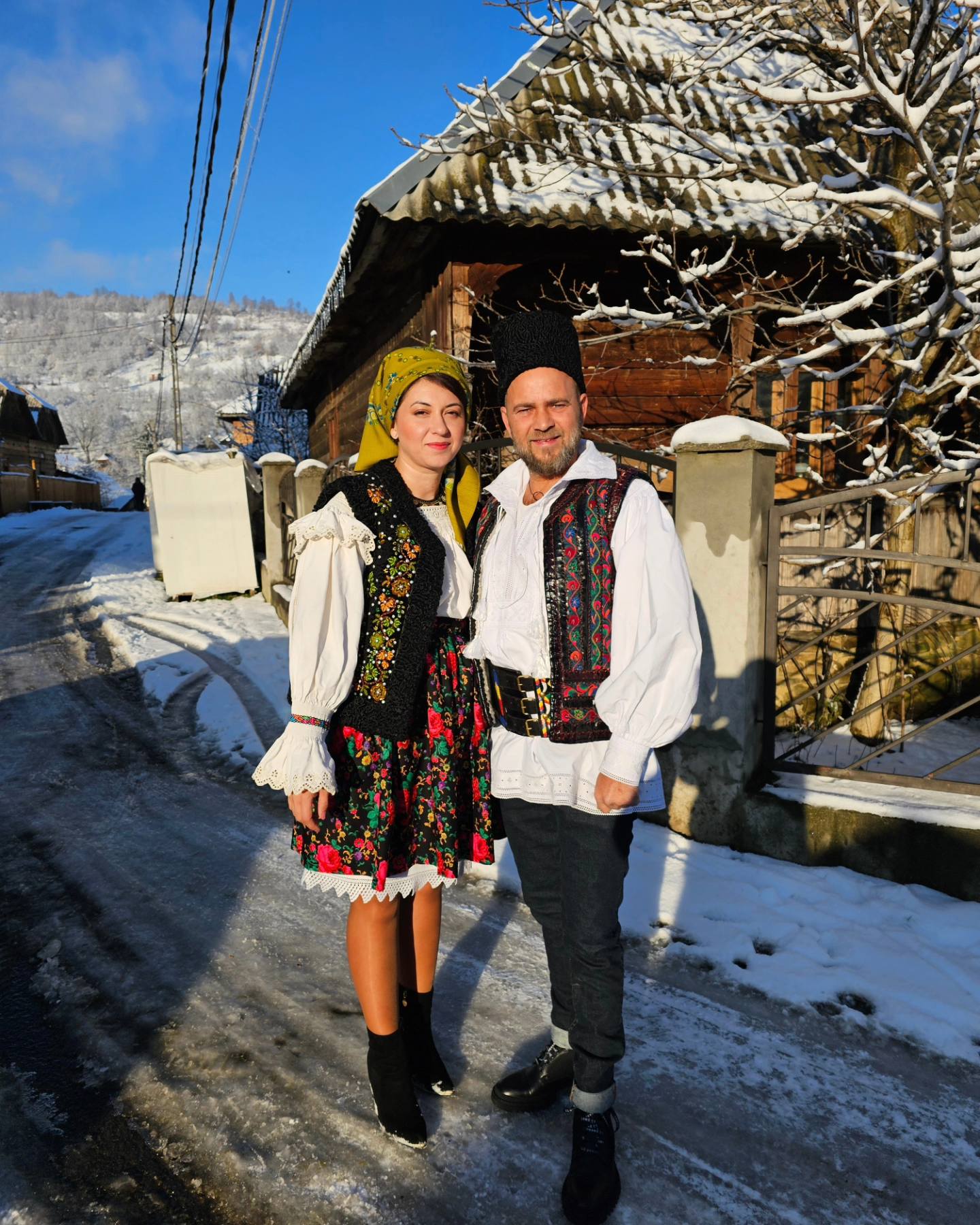 Cum arată casa lui Cosmin Seleși din Maramureș. Anul trecut a început construcția, iar acum a finalizat-o