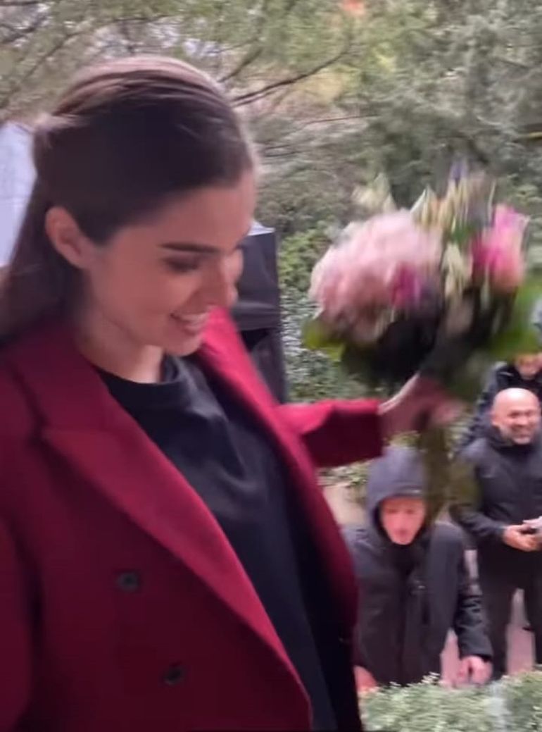 Theo Rose a încheiat filmările pentru serialul Clanul. Artista va naște în curând. „Nervii pe mine cât casa, m-am aricit, după care m-am liniștit”