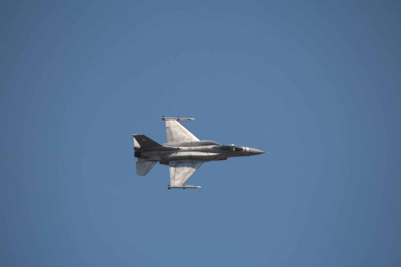 UPDATE | FOTO&VIDEO/ BIAS 2017, spectacol la înălțime! Peste 100 de avioane pe cerul Capitalei, la cel mai mare show aviatic din România. Final spectaculos!