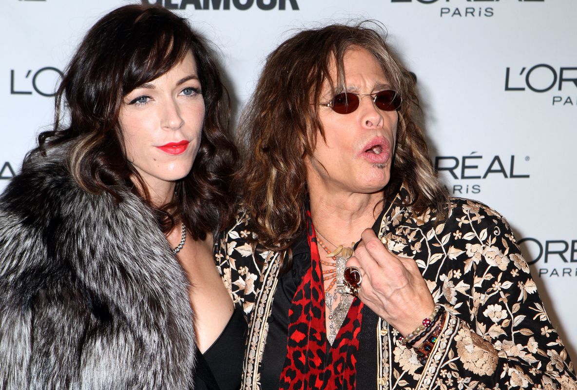 Steven Tyler, solistul de la Aerosmith, își amână concertele din cauza unei hemoragii la corzile vocale