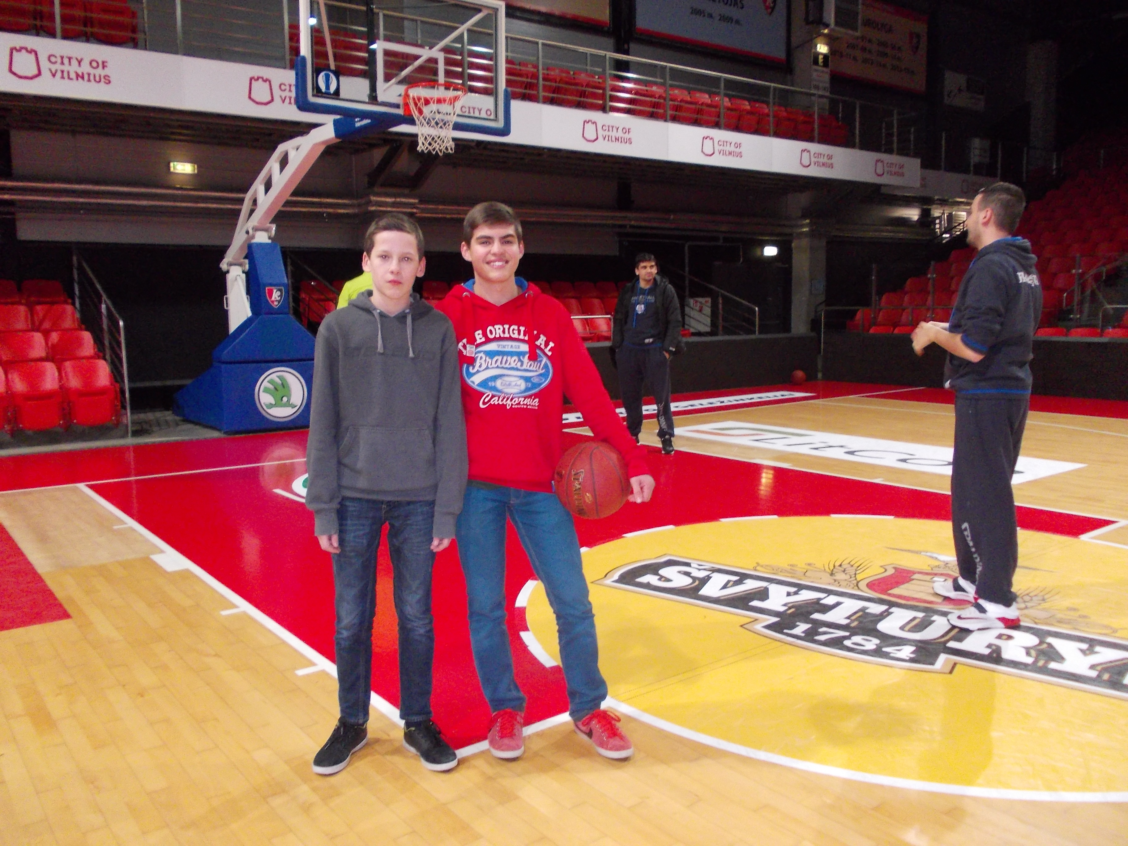 CORESPONDENŢĂ/ Vilnius, sub zăpadă, Asesoft - gheaţă la mal. Lietuvos - Asesoft 79-72, în Eurocup